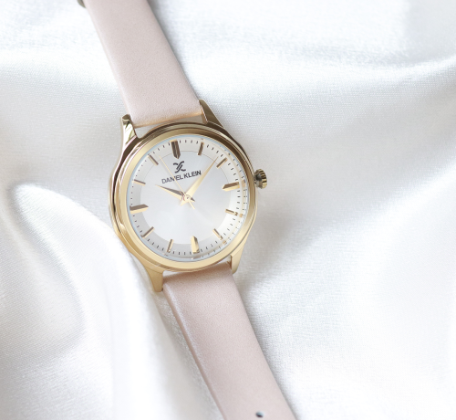 Ladies Daniel klein watch beige leather gold casing DK1136042