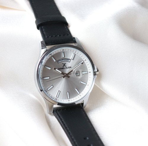 Gents Daniel Klein watch leather strap and date DK1136591